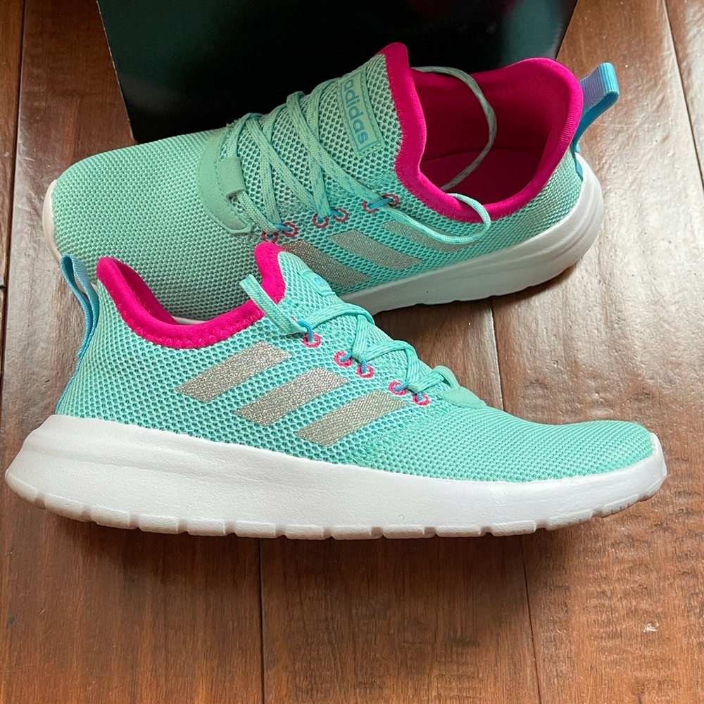 Adidas - Picture 2 of 7